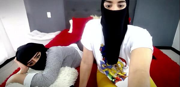  2 Arabian Lesbian Hijabs on Webcam | ArabianChicks | CKXGirl